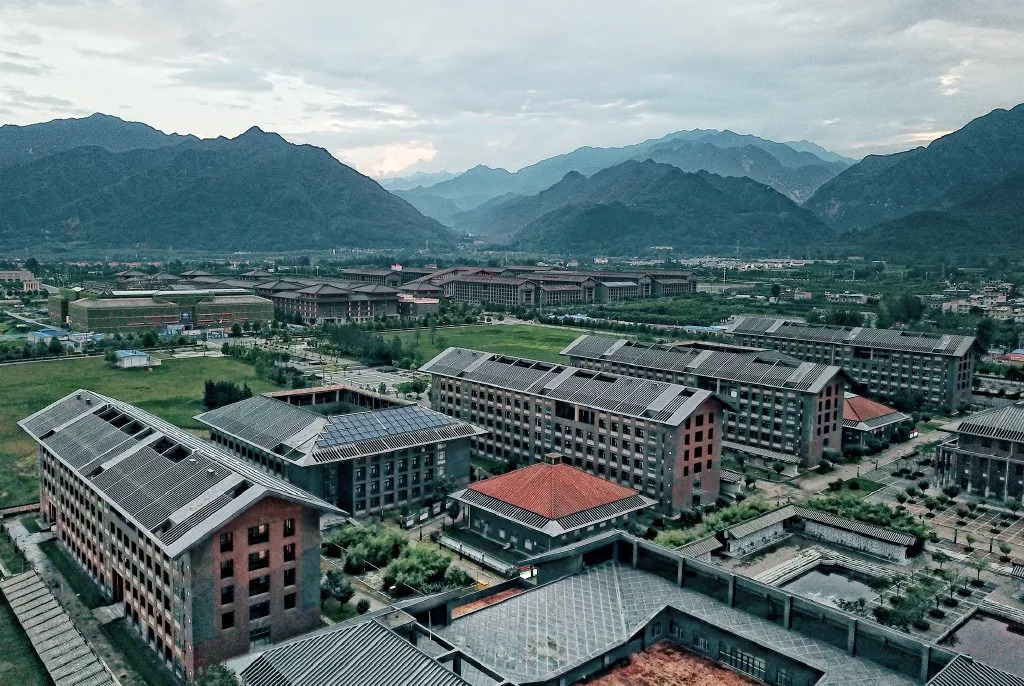 西安建筑科技大学 中国"建筑老八校"之一!