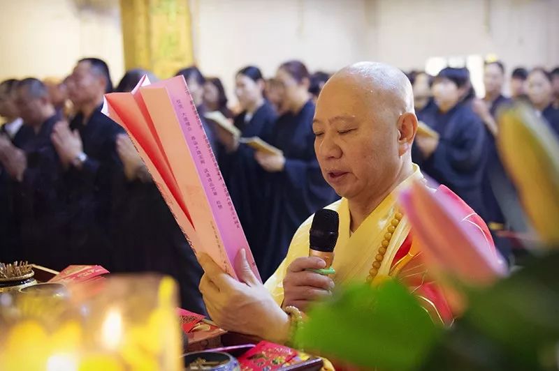 江门雪峰寺大悲法会圆满,明生大和尚领众共修