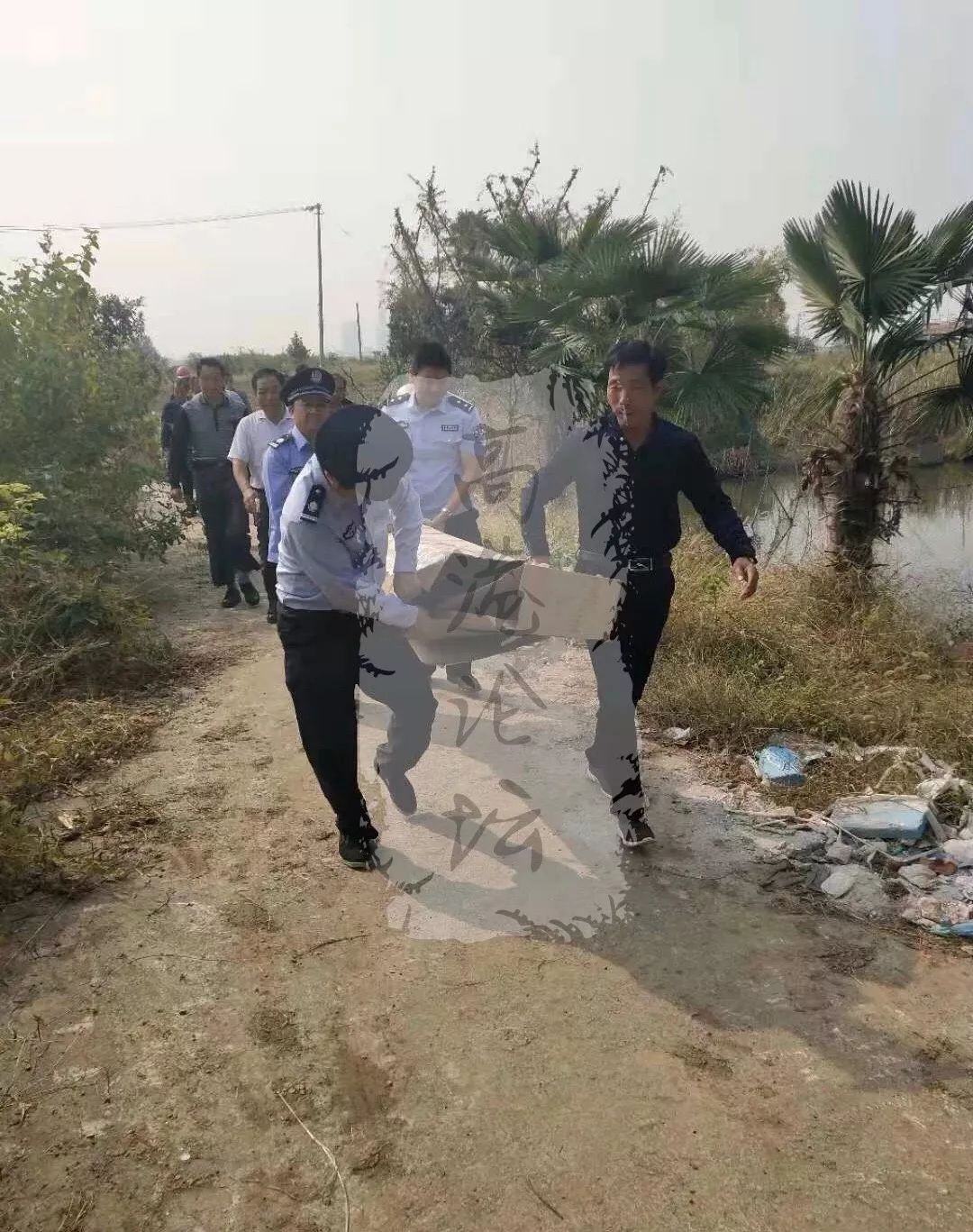 高港一农地里发现女性尸体,民警赶至现场勘察后却是哭笑不得!