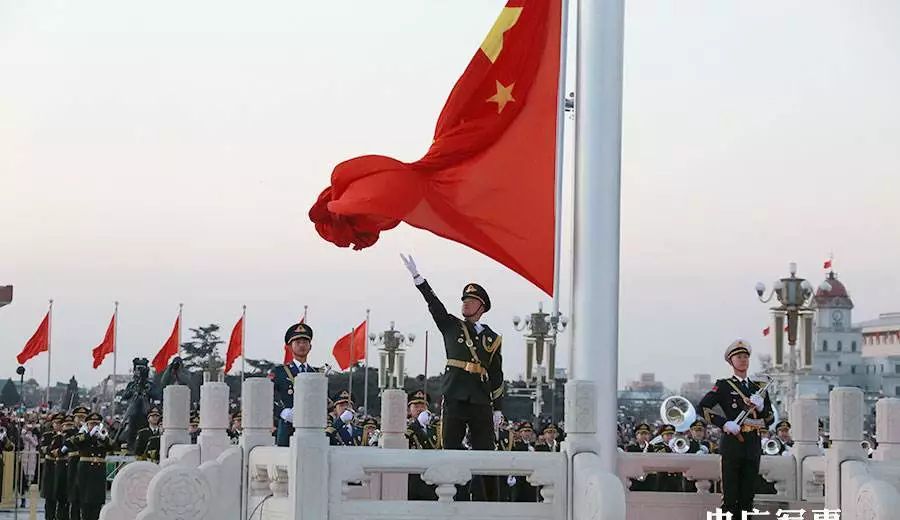 national flag: 国旗 five-star red flag: 五星红旗 national anthem