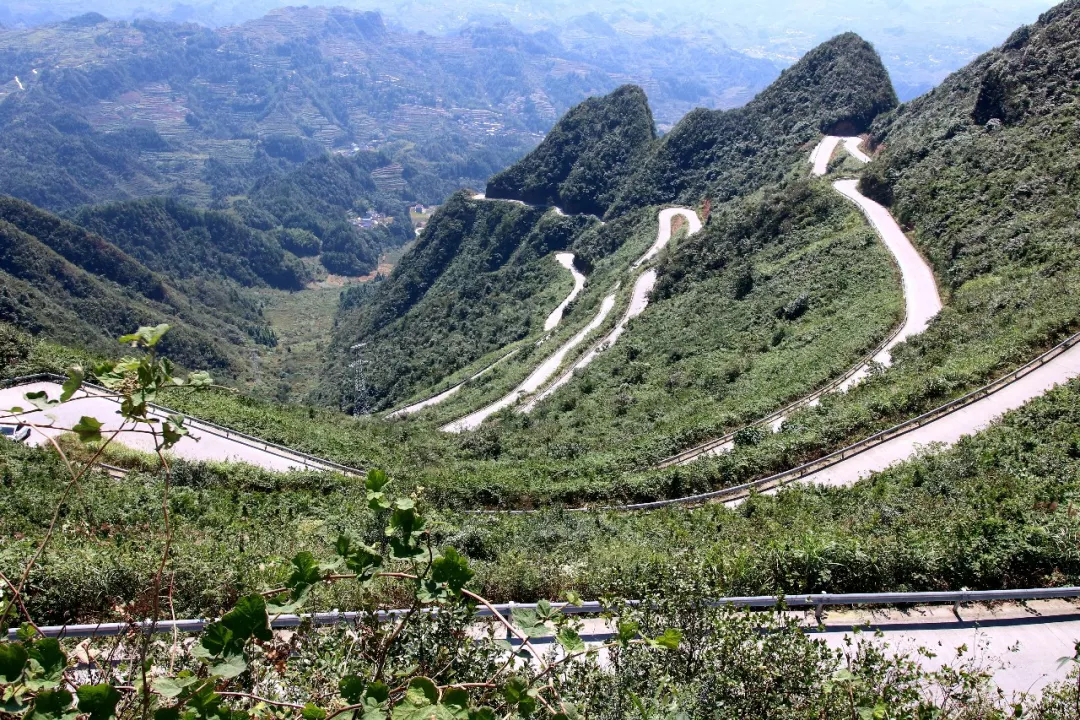 寻景秀山我们在人间天堂川河盖等你