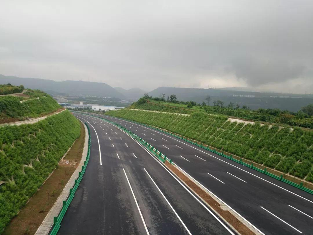 10月6日,西宝改建21标b匝道路基经检测各项指标均