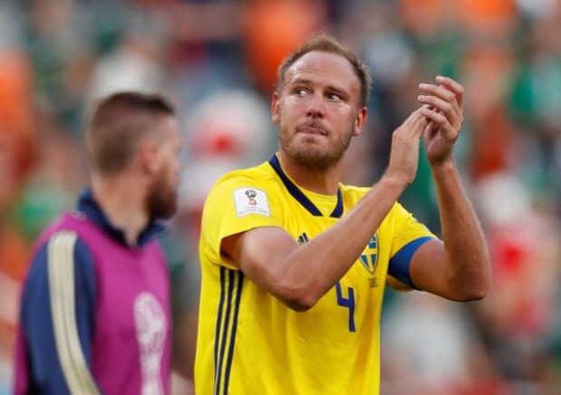 瑞典国脚亲承曼联对他感兴趣 或租借加盟半赛季