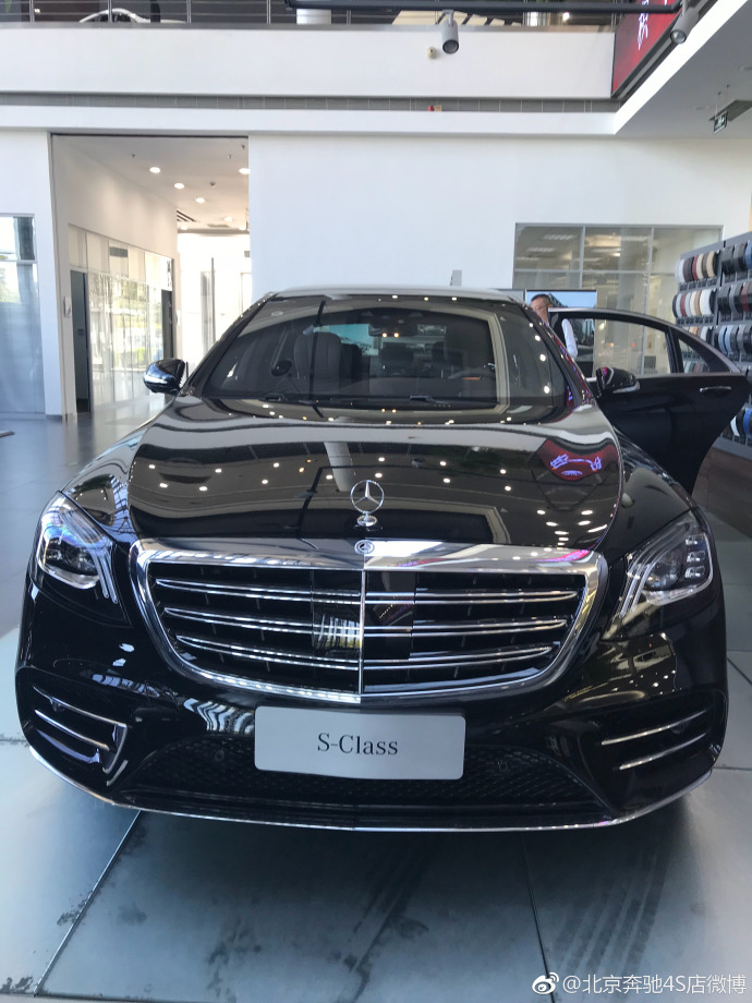 2019款奔驰s500l 4matic 对比奔驰s450l 4matic卓越版 北京奔驰4s店