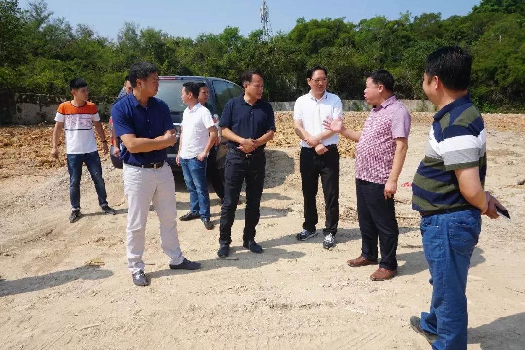 同时,计划在饶平县城规划区周边的联饶镇布局新建一家医院(饶平县第三