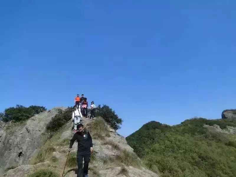 古道徒步1014美女峰穿越探马岭古道一峰九崖