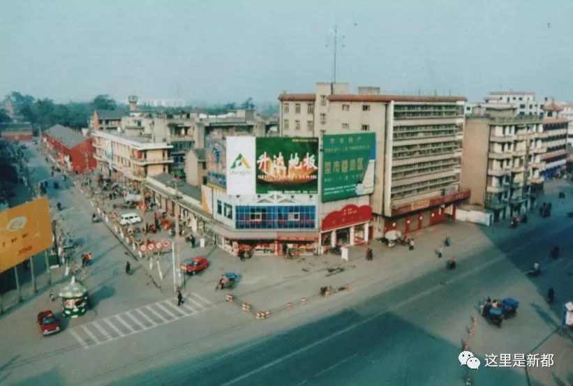 忆……钟楼,宝光广场,新都二中留住的,只是日久弥新的美好任时光打磨