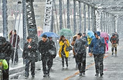 高小微大兴安岭已经下雪了雨夹雪突袭哈尔滨丨这些地方出门不再堵啦