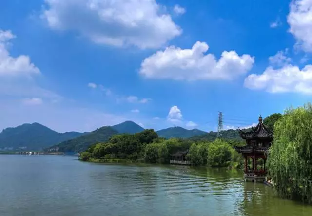 浙江交通之枢纽, 浙江经济之首富,浙江休闲之胜地, 此外,萧山还有着