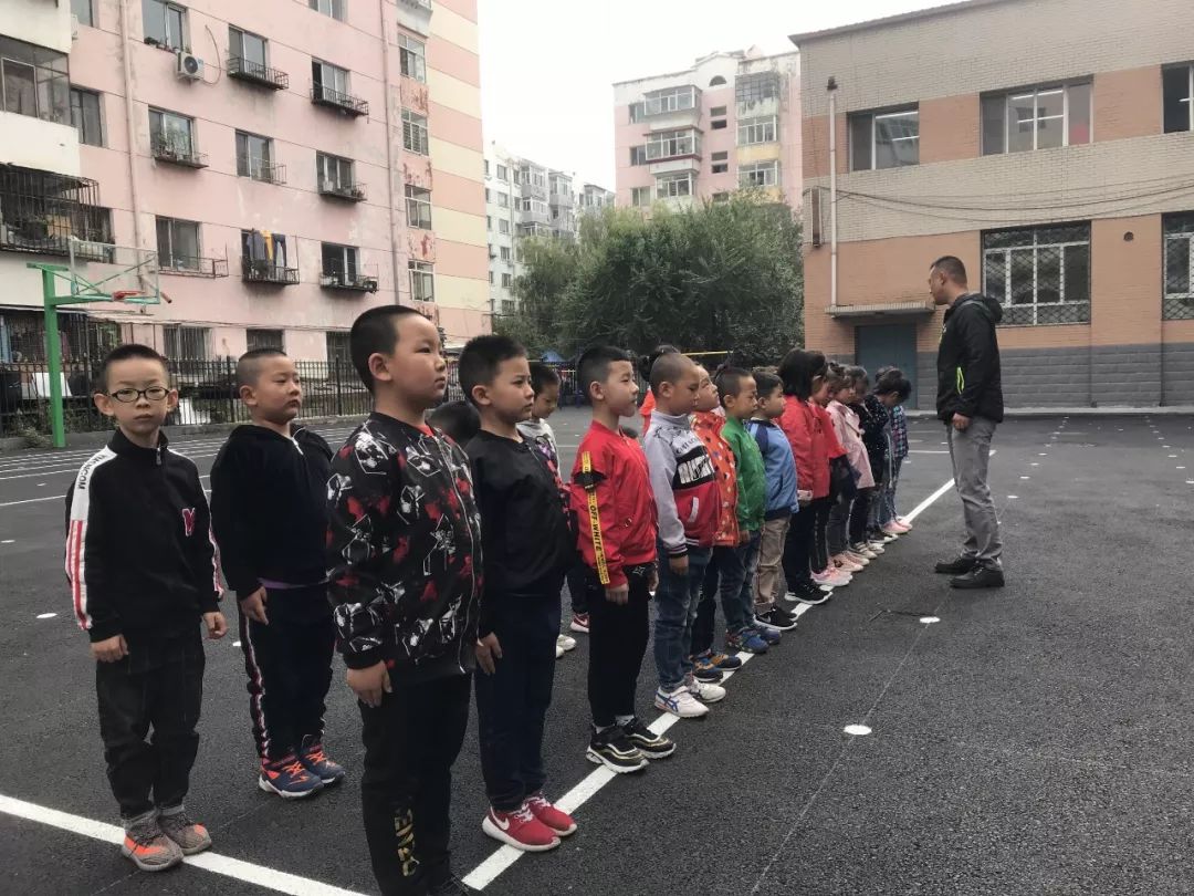 正阳南小学我长大了会的更多了新一年萌娃成长记二