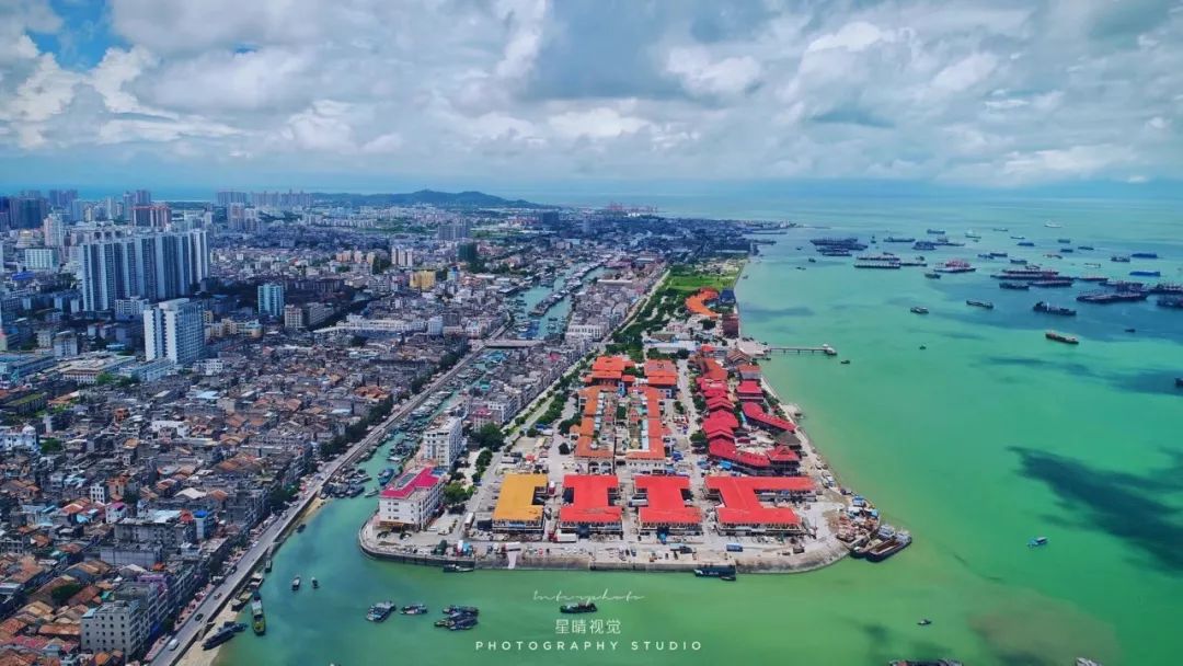 小编从北海市住建局获悉,近日,自治区住建厅与自治区发改委组织专家