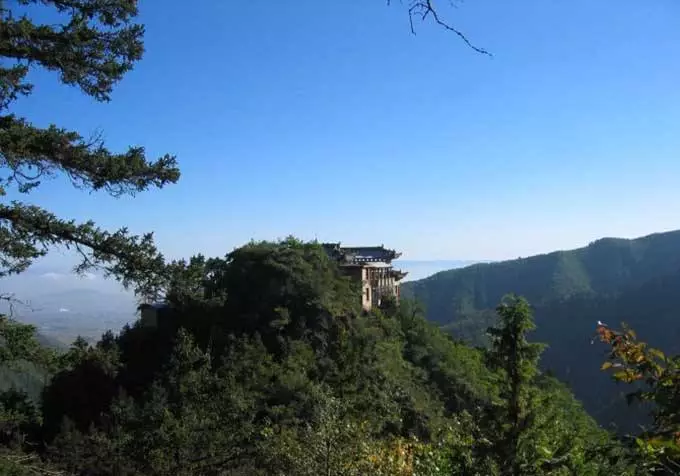 兰州人的网红山,不光青山绿水,还有层林尽染_兴隆