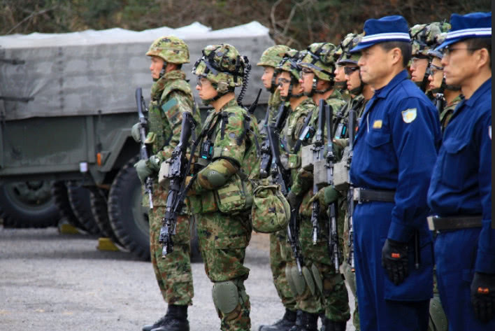 据日本媒体消息,在位于惠庭市的北海道演习基地,日本陆上自卫队隶属