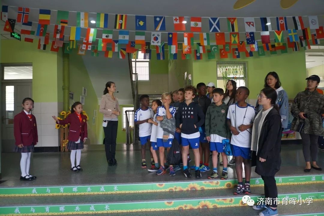 足球连情谊牵手共发展德国weilenbrinkschule小学走进育晖