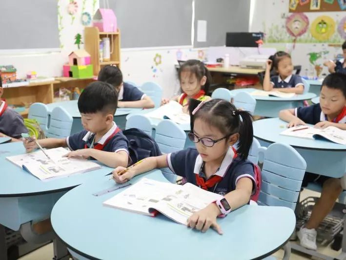 小学生行为习惯学习篇一怎样才能让刚上学的孩子喜欢学校生活