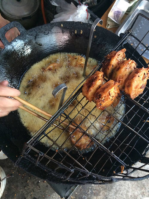 美食 与您分享弋阳美食—油炸粿