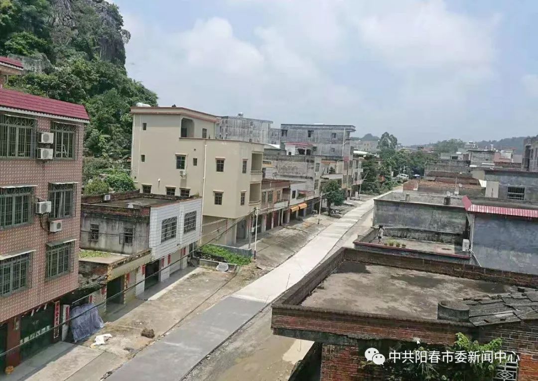 提示:位于阳春与罗定交界的阳春市河朗镇罗阳街道升级改造项目日前