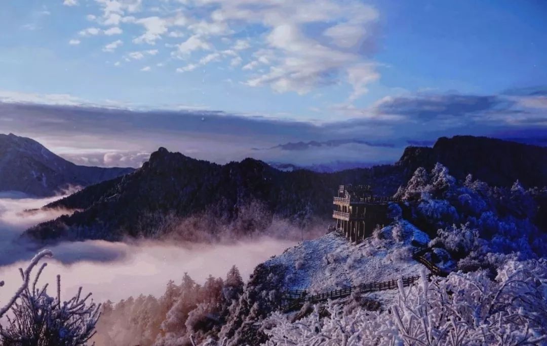 西岭雪山