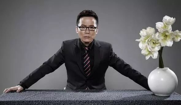 中央电视台主持人李晓东先生为"天香使者"大赛视频祝福