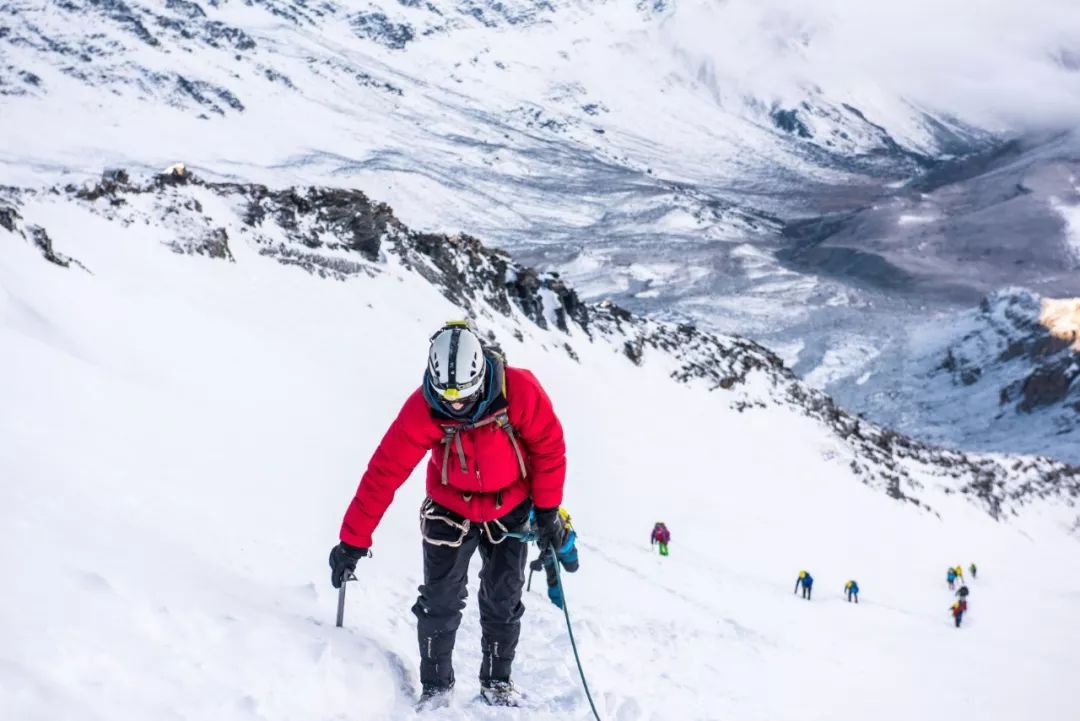 体验雪山攀登技术请来都日峰