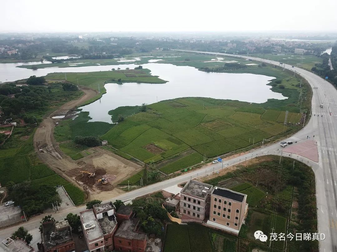 茂名的后花园镇盛彭村湖湿地公园来了环湖路已开工