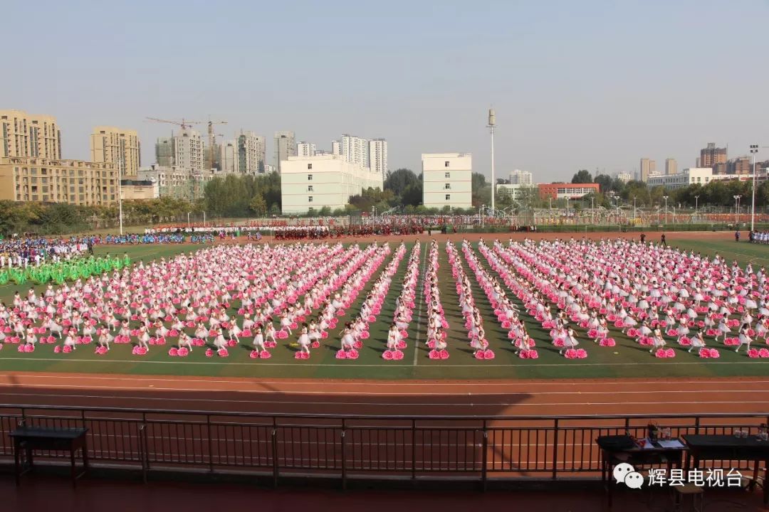 来自市城北中学,高级中学,第二高级中学,孟电小学等中小学校及部分