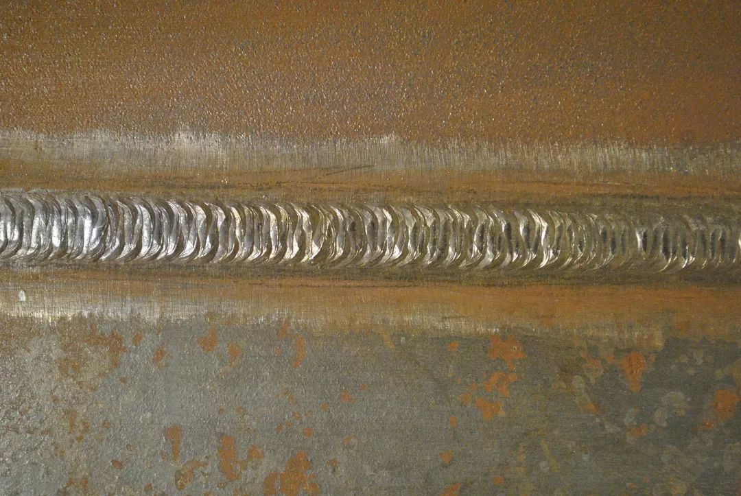 焊条电弧焊焊缝正面