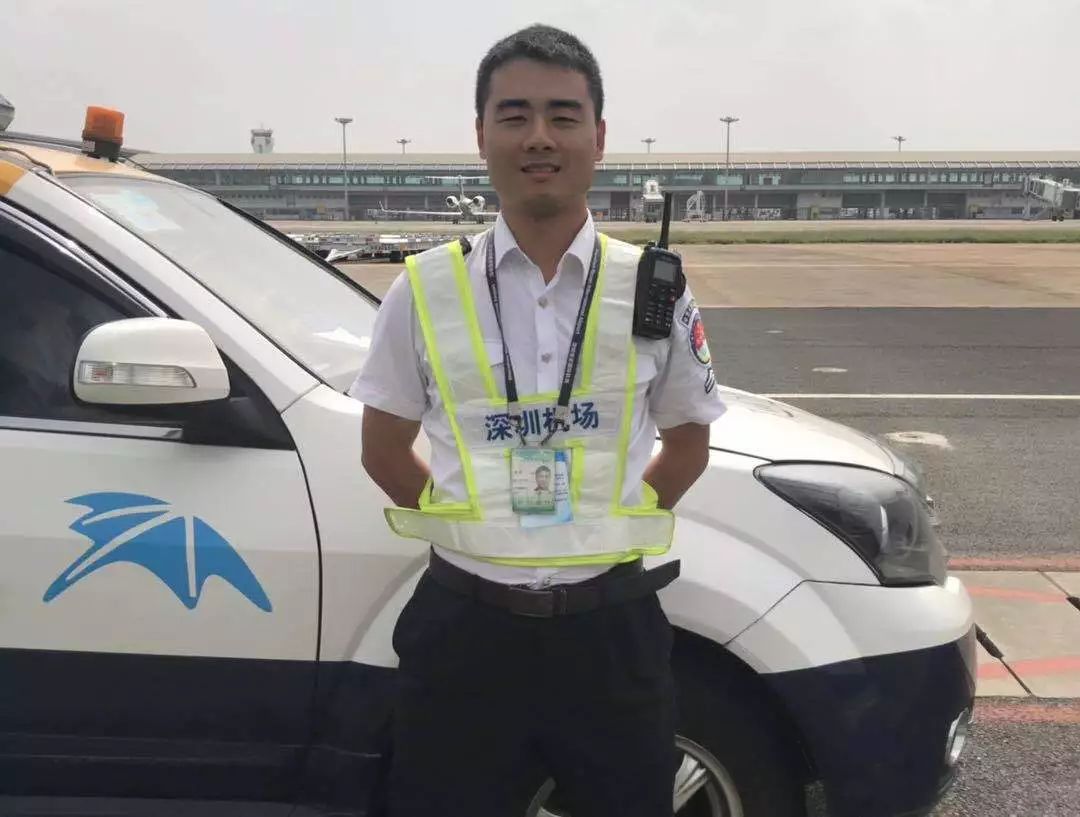 机场安检护卫部开展军训活动-扬州泰州国际机场