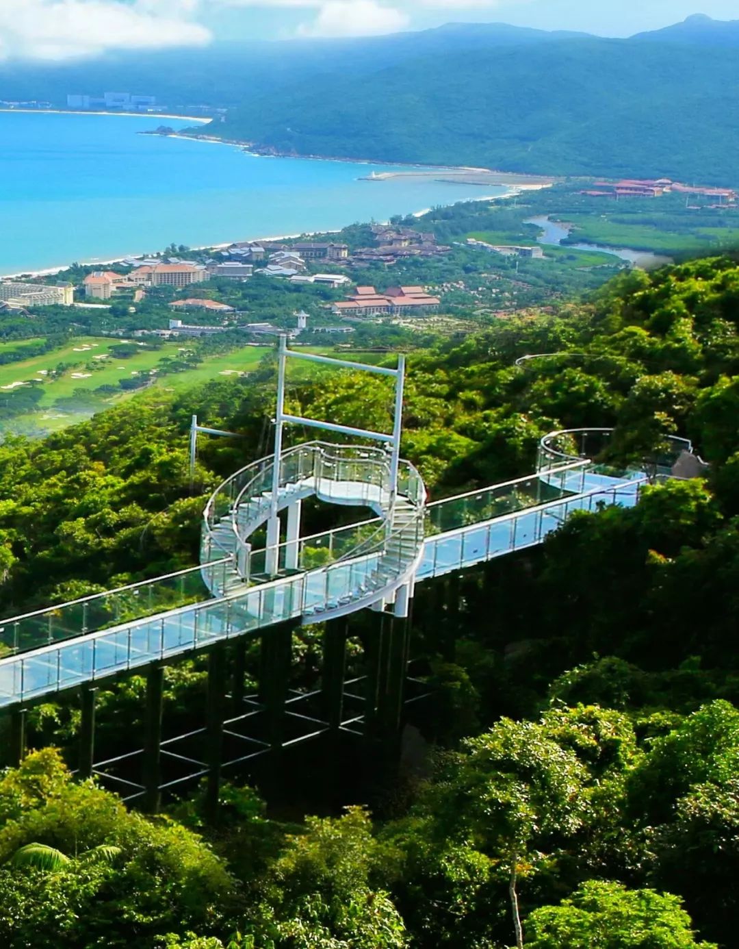 上海出发3小时,现实版天空之城!全国首条360°海景玻璃栈道已开放