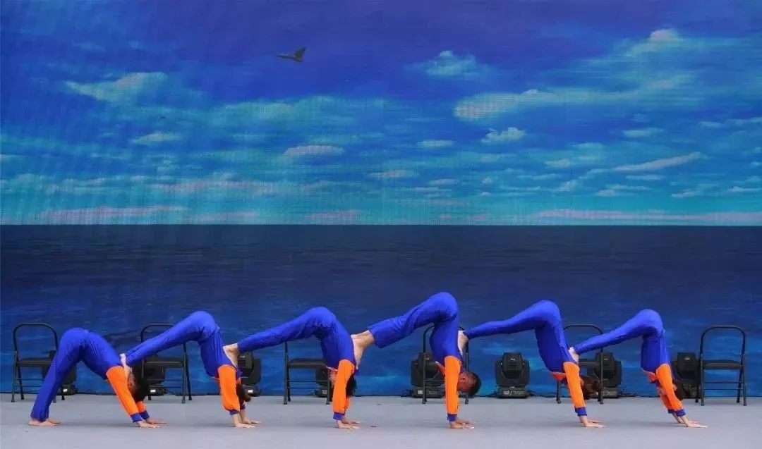 【大赛风采(内附视频)】"汤山温泉杯"首届全国健身瑜伽俱乐部赛集体