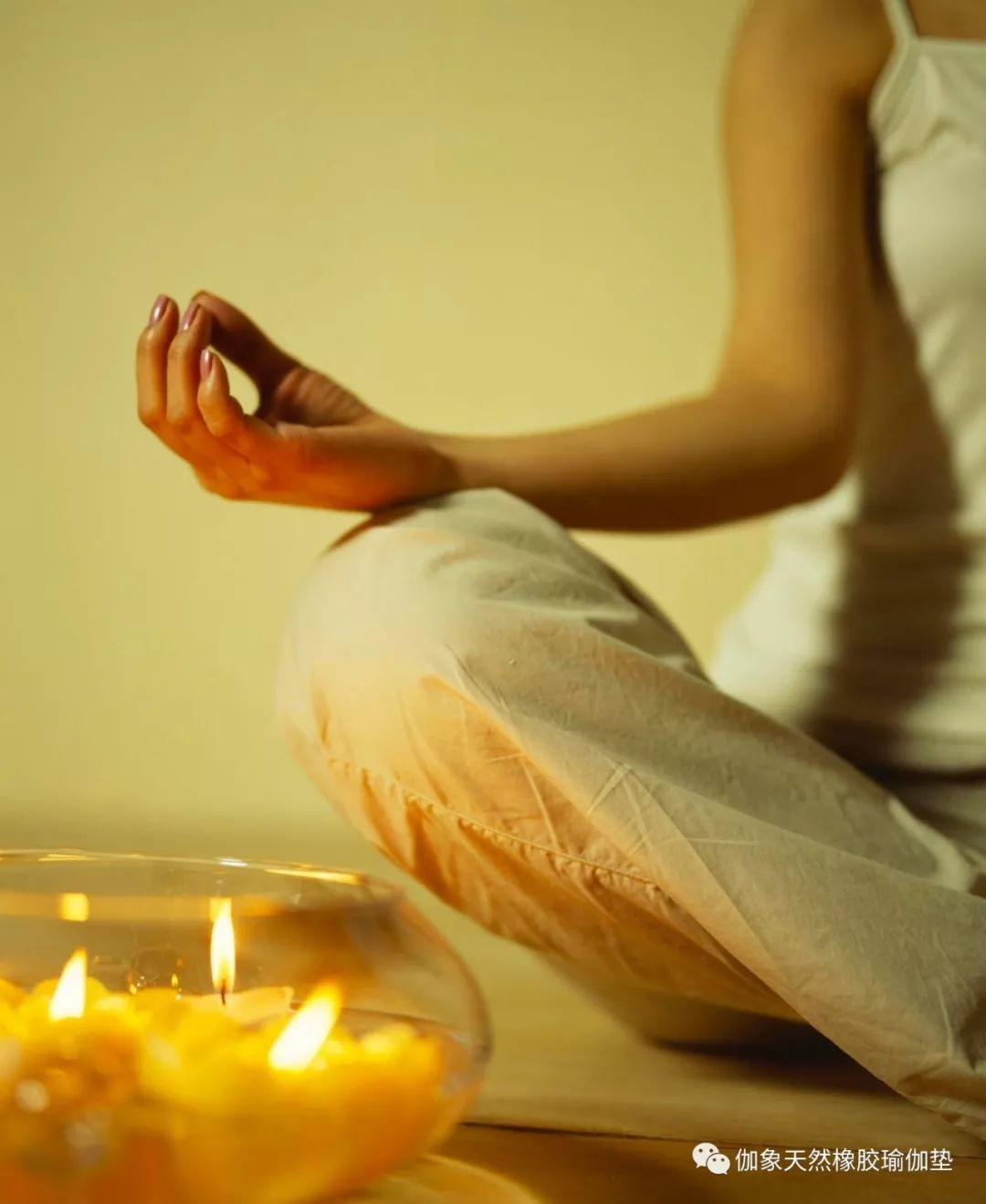 什么是烛光冥想 - 体格瑜伽
