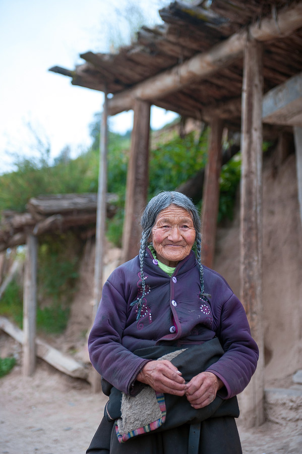 偏居一隅的甘南百年藏寨，至今仍沿用母系社會的獨特婚俗 旅行 第4張