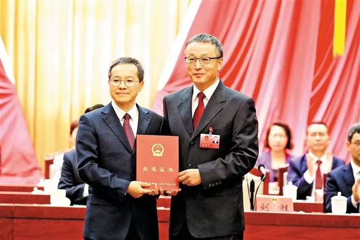 光明区一届人大一次会议闭幕高质量推进科学城建设打造深圳北部中心