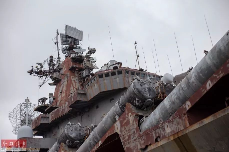 乌克兰黑海造船厂破败不堪