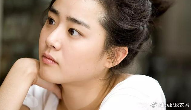 张杰撞脸韩国明星，网友：啥时候拍的韩剧？