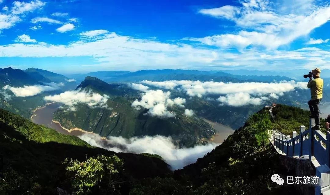 长江三峡巫峡口景区成为全省金融优先支持的旅游