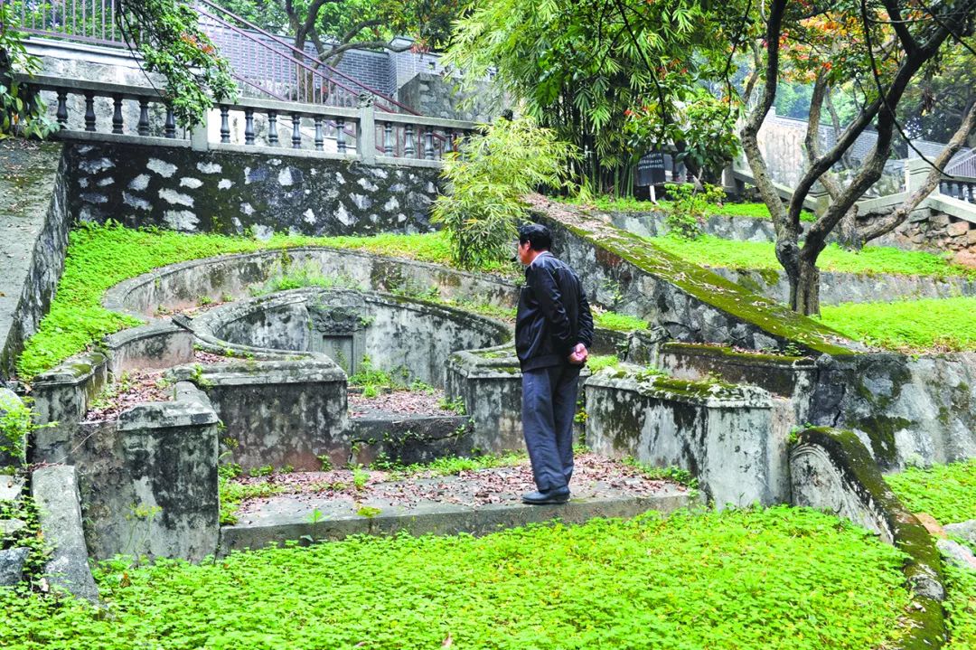 厚街惊现百年墓地据传清代探花陈伯陶发妻之墓