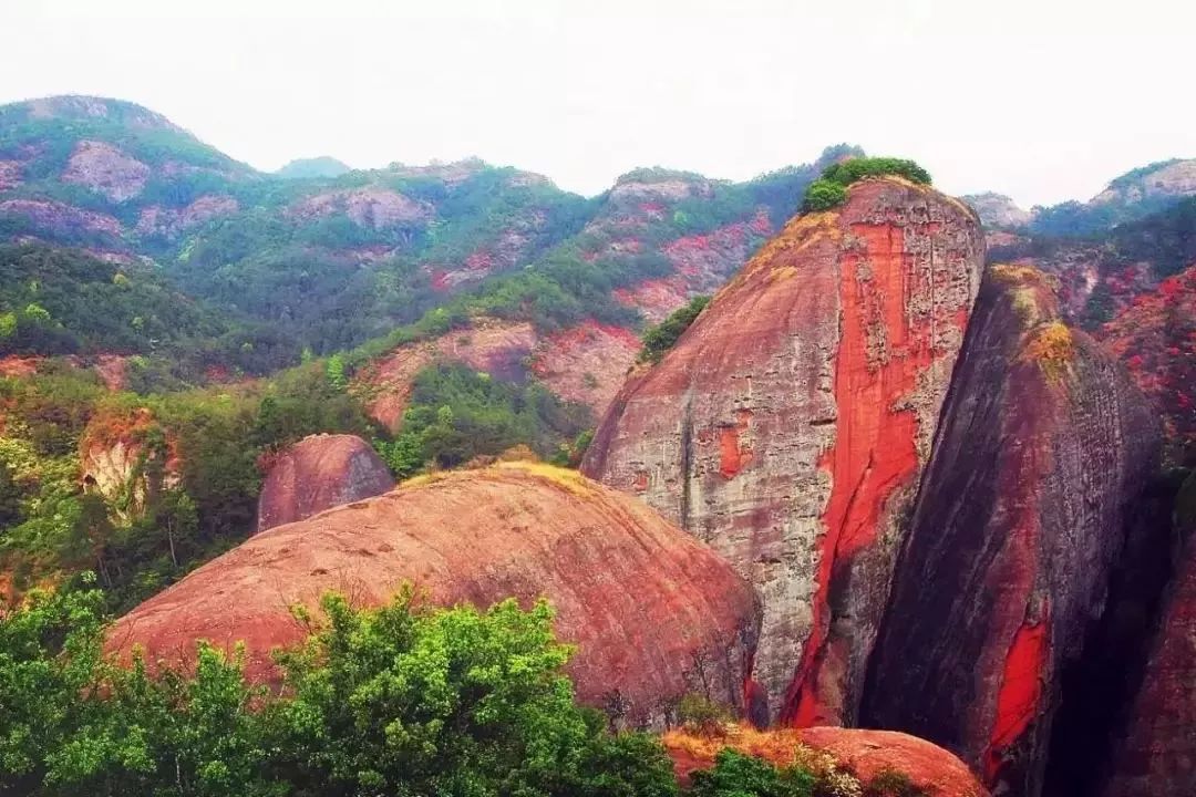 坐标:广东省南雄市珠玑镇珠玑村 苍石寨旅游区是南雄新兴最负盛名的