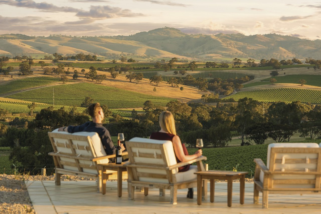 在南半球最美的季节，喝一杯地道的南澳大利亚葡萄酒