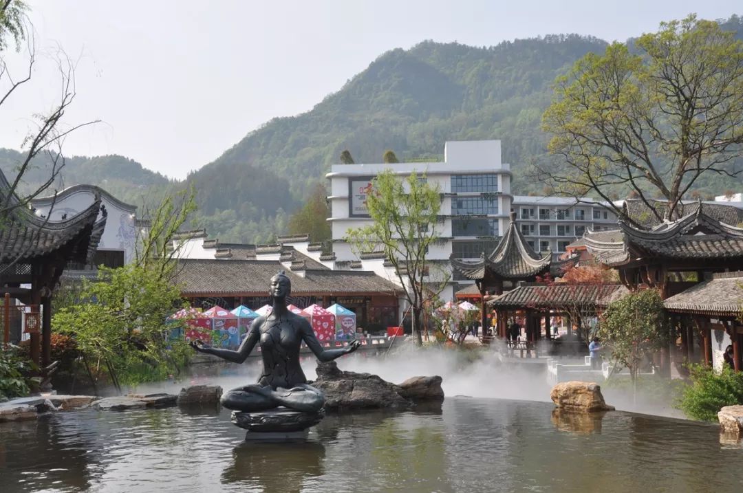 安徽黄山市休宁齐云山的自我介绍天下无双胜境江南第一名山