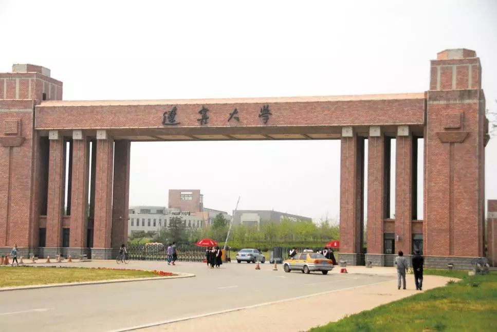 还有一座大学城便是最近风头正盛的沈北大学城,拥有沈阳医学院,沈阳