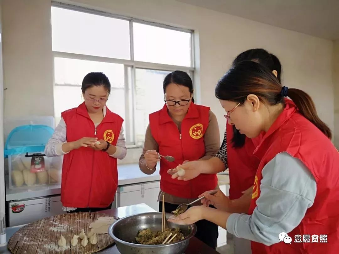 巾帼建功新时代志愿服务暖人心日照市巾帼志愿者重阳节活动掠影