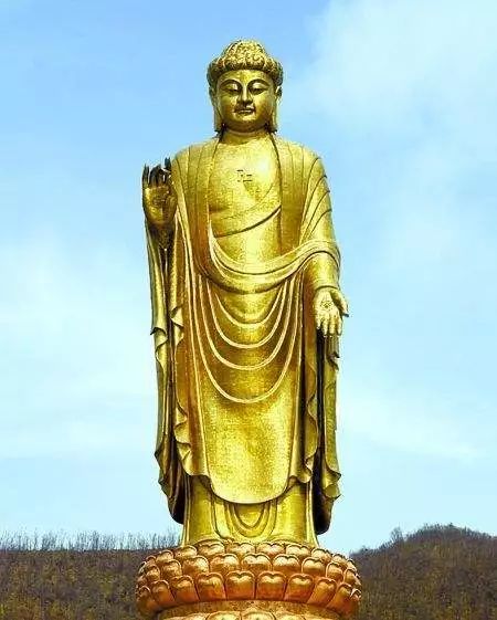 中国10尊巨型佛像最大的有208米看到者都有大福报