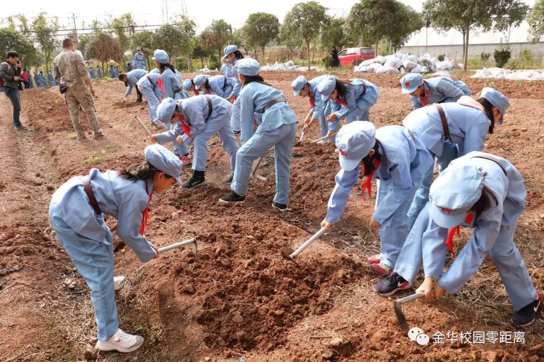 一支小红军到南泥湾开荒啦