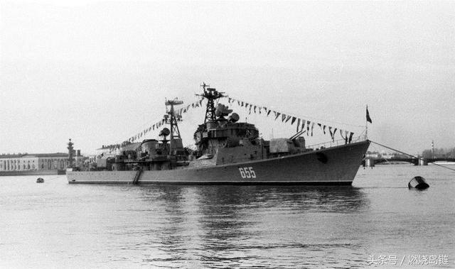 中国051型驱逐舰的苏联亲戚56型科特林级驱逐舰