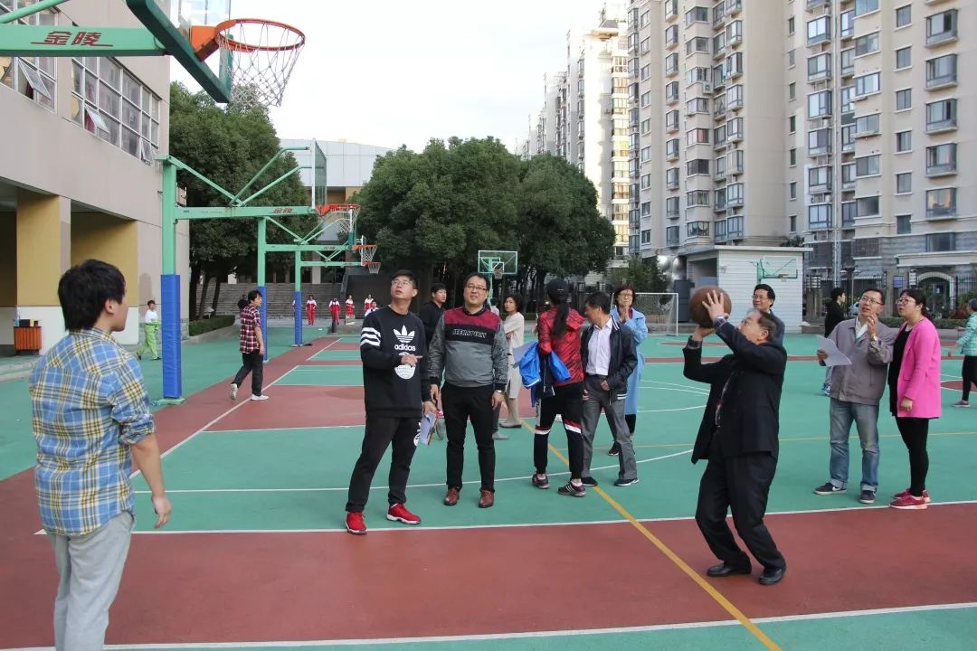 青春赤子 | 上海市曹杨中学举行"运动让青春更出彩"秋季田径运动会