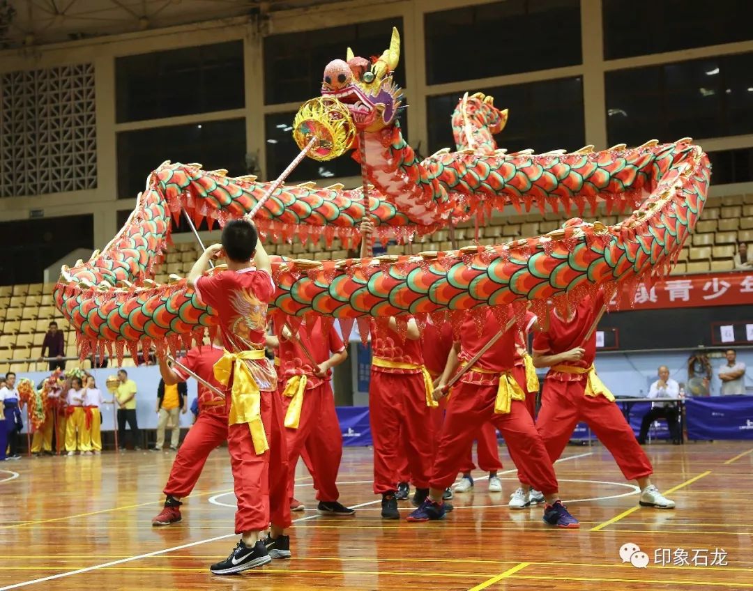 2018年石龙镇青少年舞龙比赛圆满落下帷幕