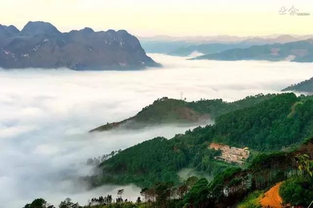 富宁天湖壮景生态旅游区(图片来源:富宁县文广体旅局) 广南县