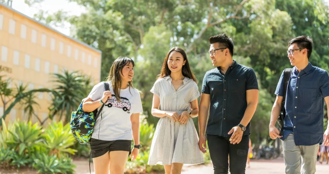 西澳大利亚留学更多低门槛移民政策在澳洲问世！