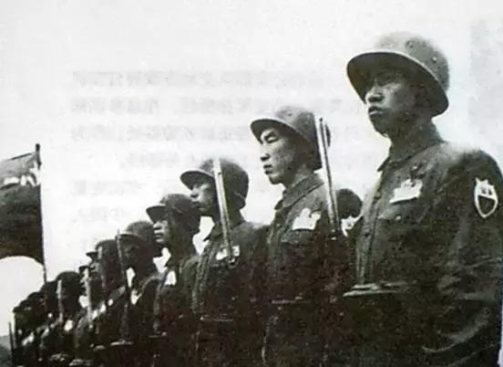 由于社会治安日趋好转,且公安军的作用与地方部队基本相同,1957年9月1